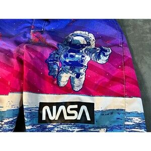 Buzz Aldrin Men’s L Swim Trunks NASA Space Astronaut Graphic Blue Pink Pockets